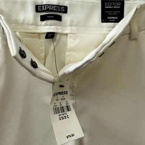 Express Women’s 2S - Barely Boot (WHITE)